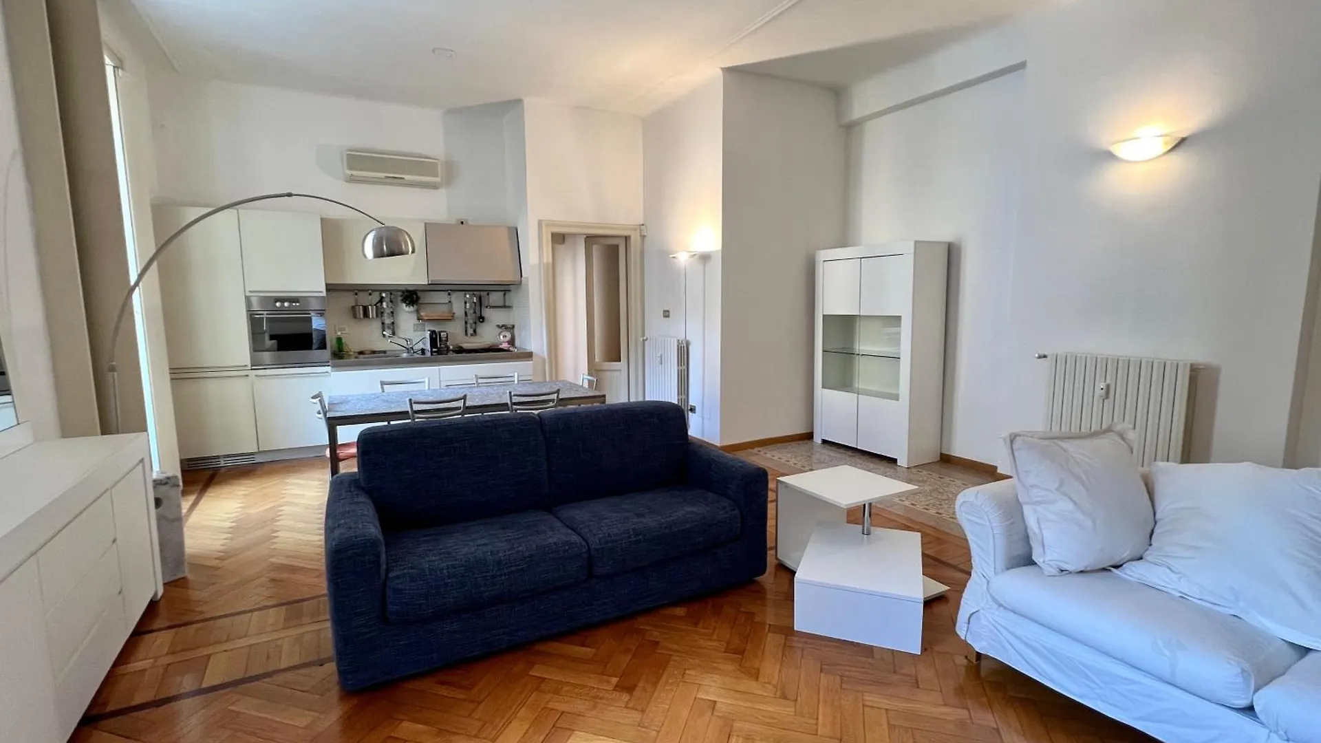 Big Design Volterra Apartment Milan Italy